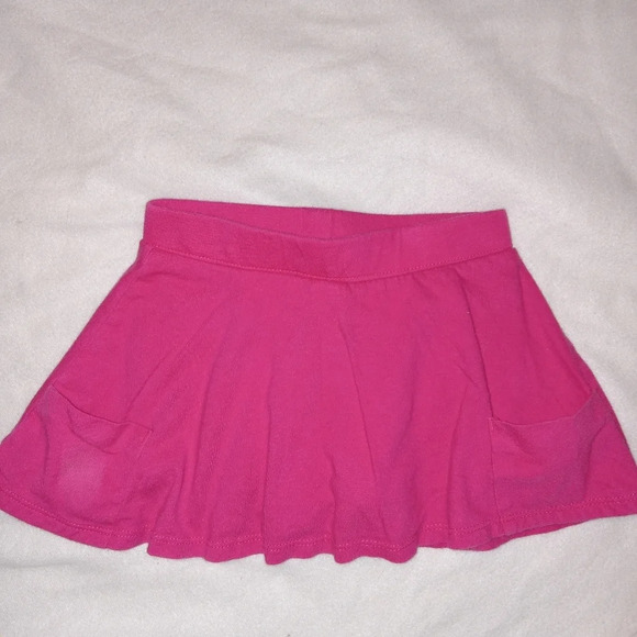 5 for $10 
Old Navy Pink Pocket Skort 18-24M - Picture 6 of 7
